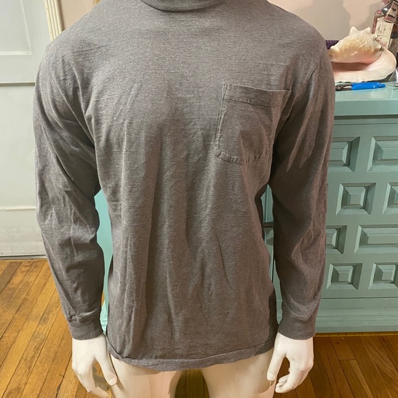 ⚡️Duluth Trading Co. LS pocket crew neck TSHIRT - Picture 7 of 7